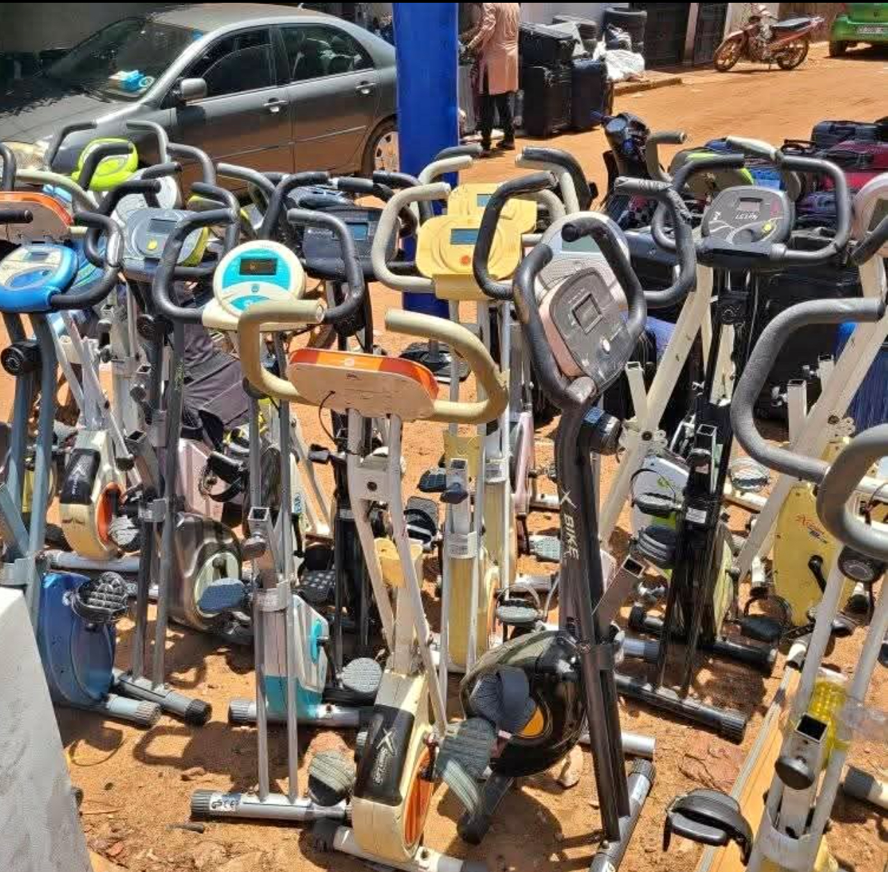 Sports équipements cast