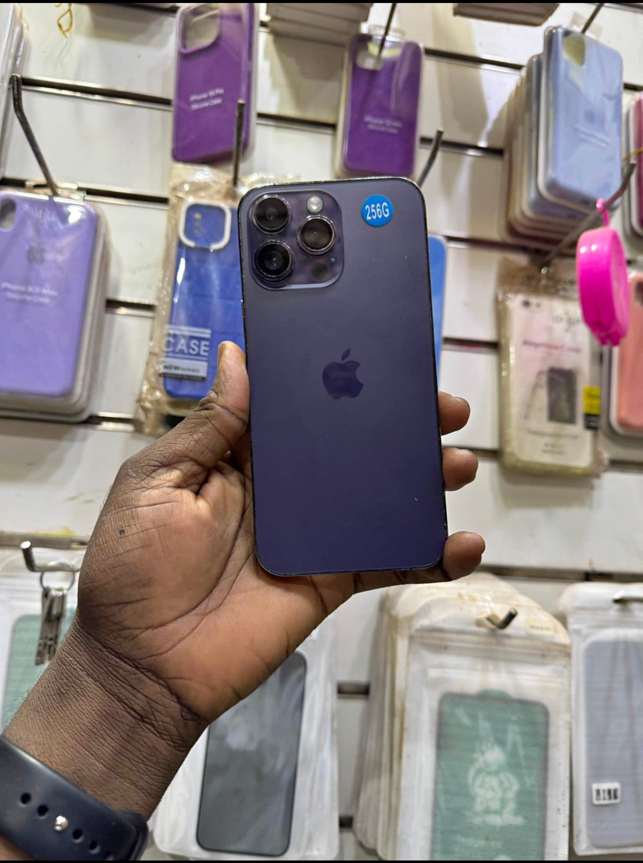 IPhone 14pro max 256gb 2SIM  face id off batterie 100% prix 190 mille