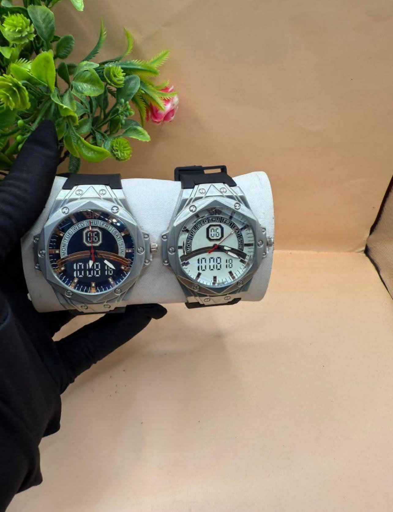 Montres Lux disponible 