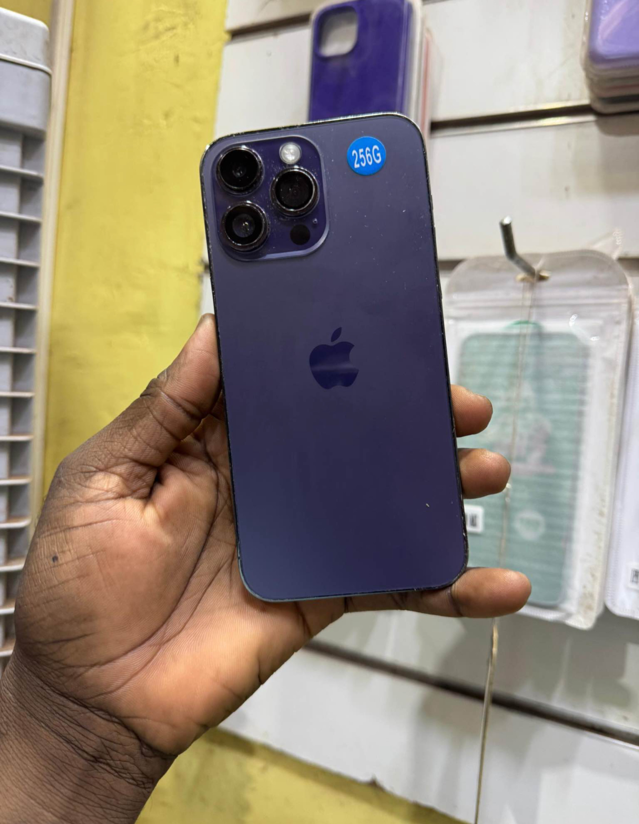 IPhone 14pro max 256gb 2SIM  face id off batterie 100% prix 190 mille